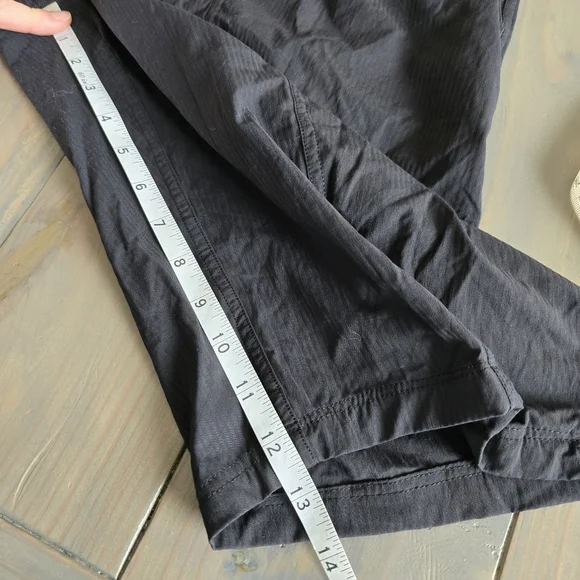 Lululemon Dance Studio Shorts L/XL - Picture 3 of 5